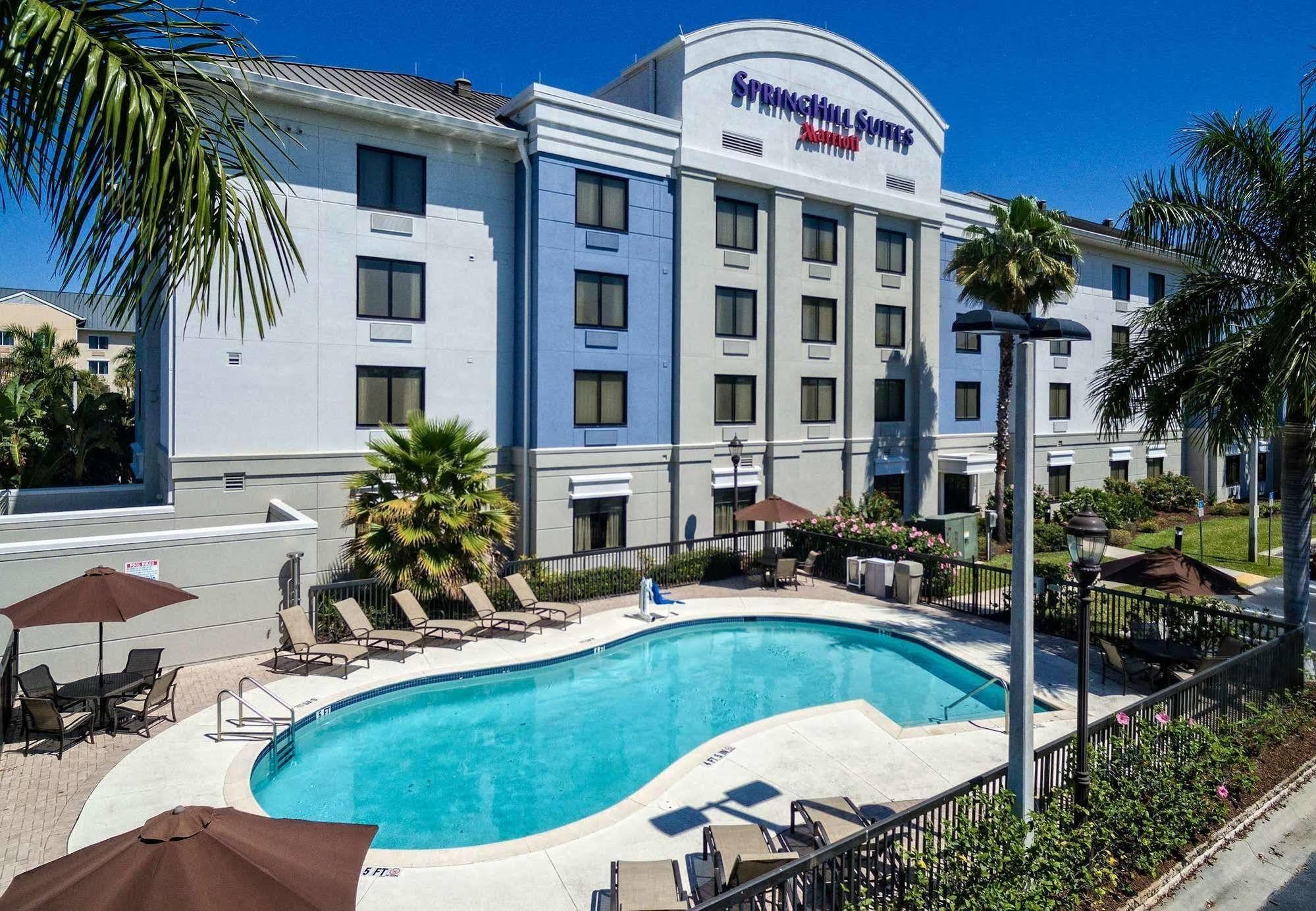 Springhill Suites By Marriott Naples Golden Gate Zewnętrze zdjęcie
